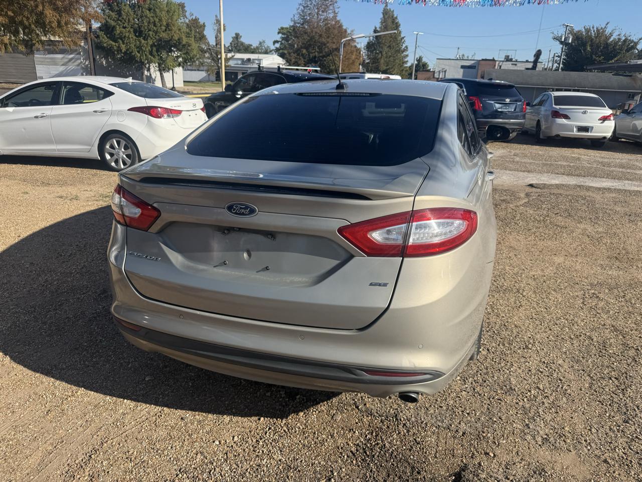 Ford Fusion SE 2016
