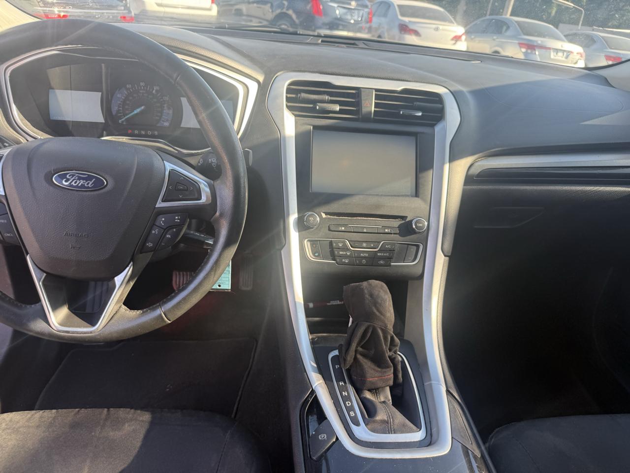 Ford Fusion SE 2016