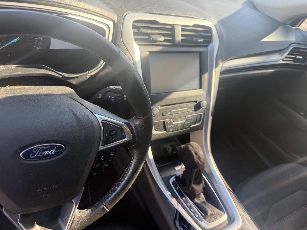 Ford Fusion SE 2016