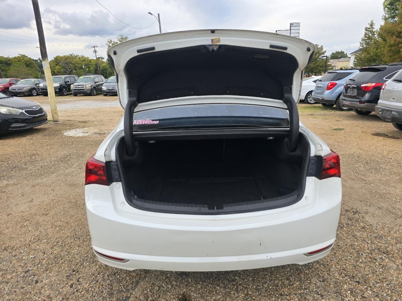Acura TLX 9-Spd AT 2015