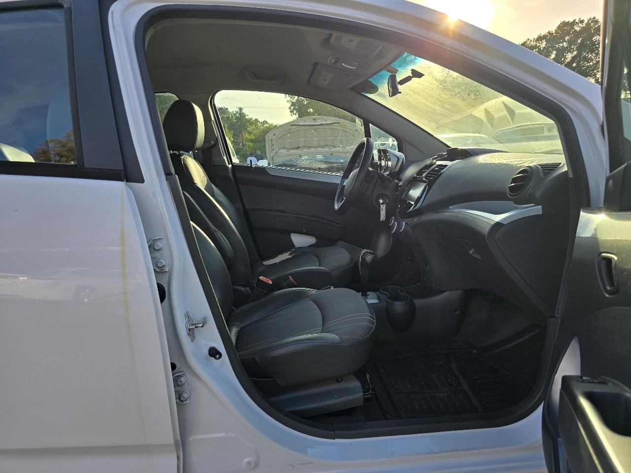 Chevrolet Spark 1LT 2014