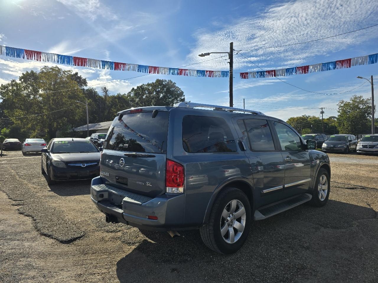 Nissan Armada SL 2WD 2011
