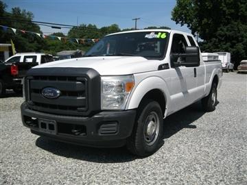 2016 Ford Super Duty F-250 SRW 2WD SuperCab 158" Lariat