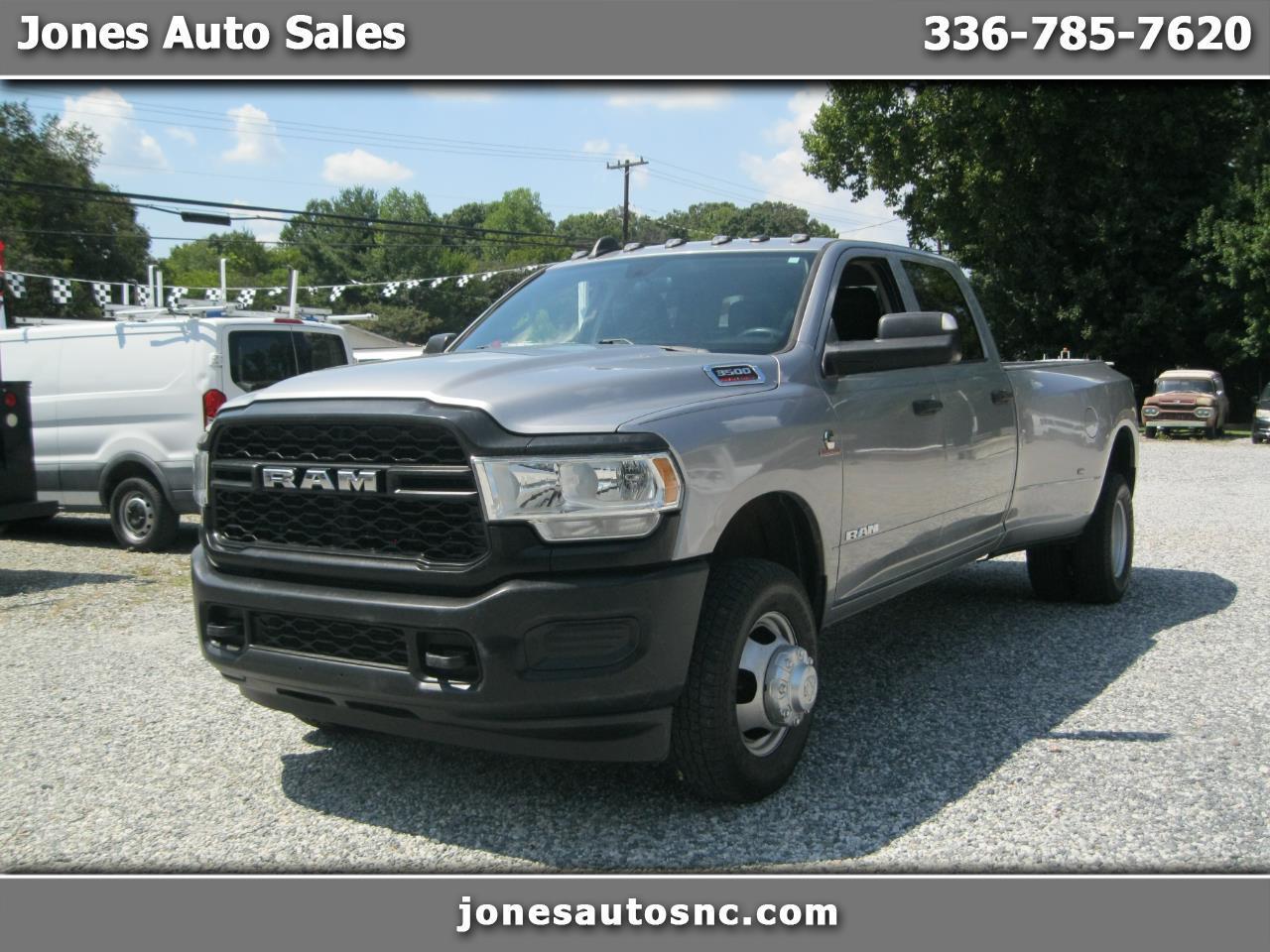 2019 RAM 3500 Tradesman 4x4 Crew Cab 8' Box