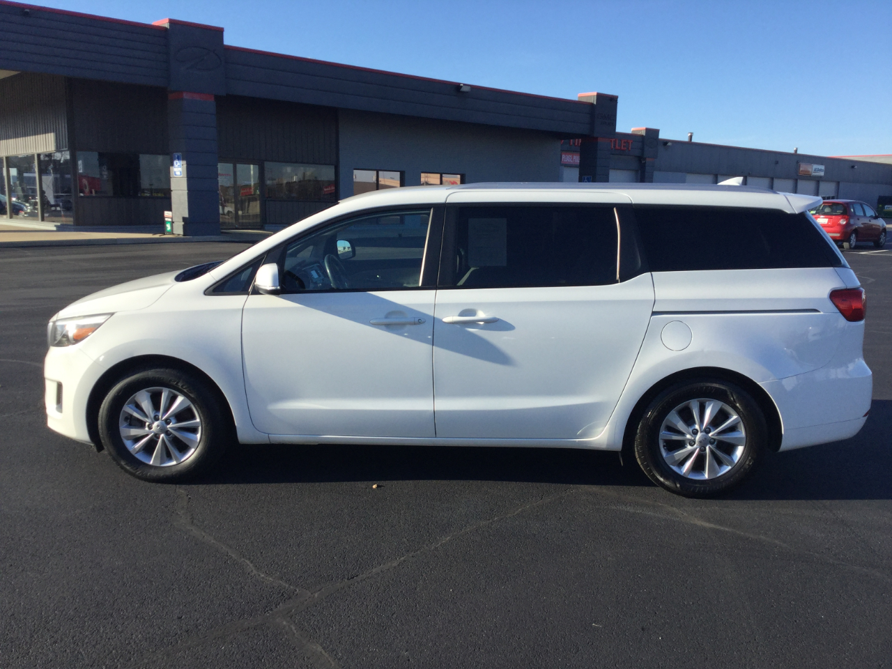 Kia Sedona 4dr Wgn LX 2016