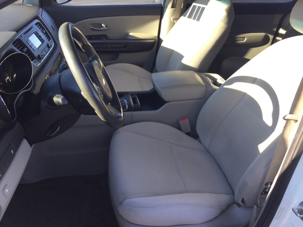 Kia Sedona 4dr Wgn LX 2016