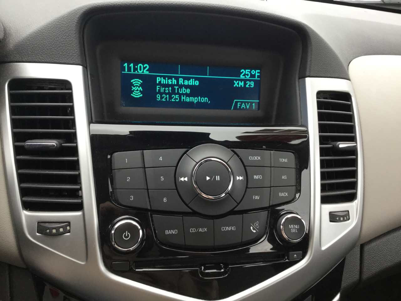 Chevrolet Cruze Limited 4dr Sdn Auto LT w/1LT 2016