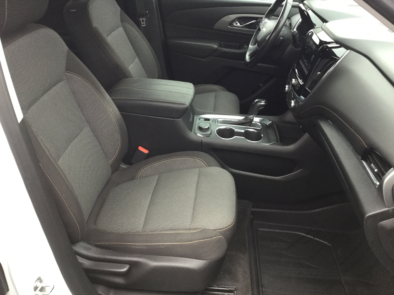 Chevrolet Traverse FWD 4dr LT Cloth w/1LT 2019