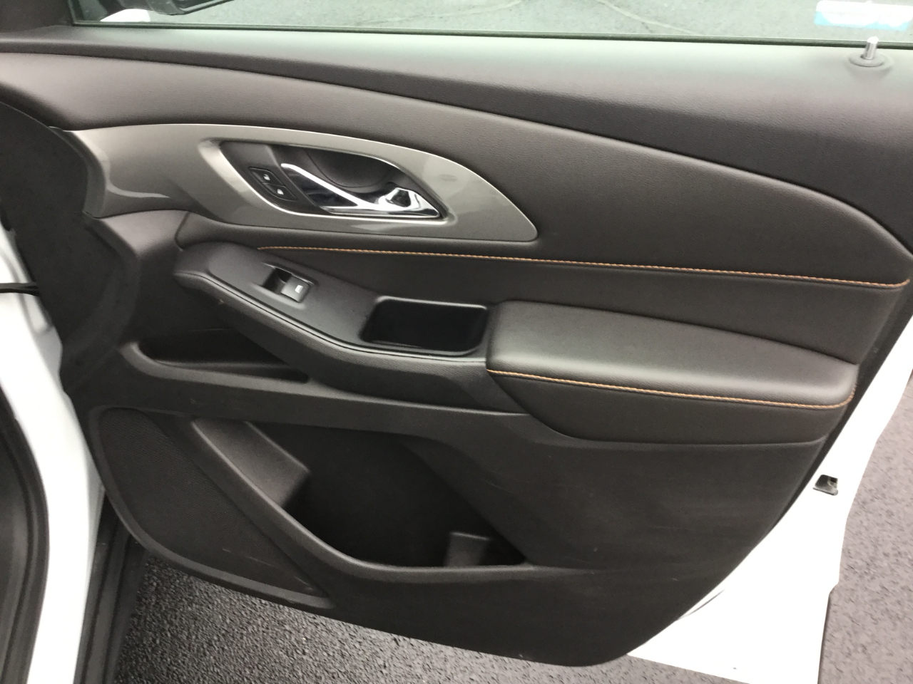 Chevrolet Traverse FWD 4dr LT Cloth w/1LT 2019