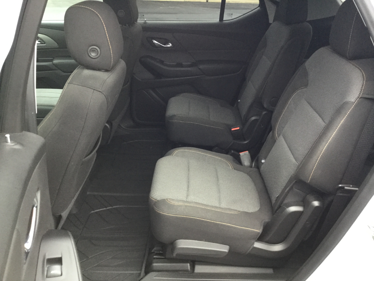 Chevrolet Traverse FWD 4dr LT Cloth w/1LT 2019