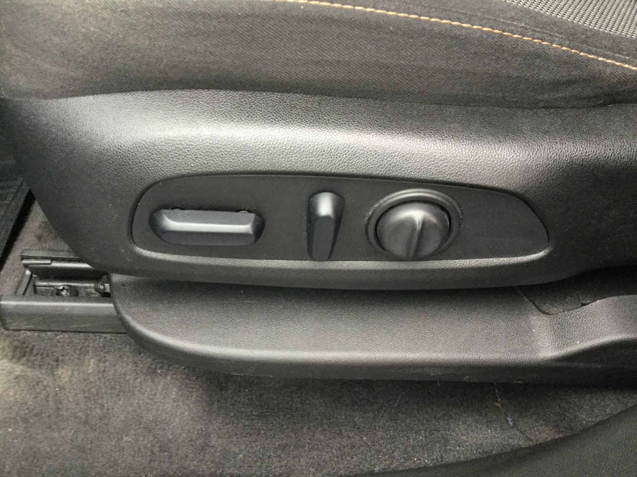 Chevrolet Traverse FWD 4dr LT Cloth w/1LT 2019