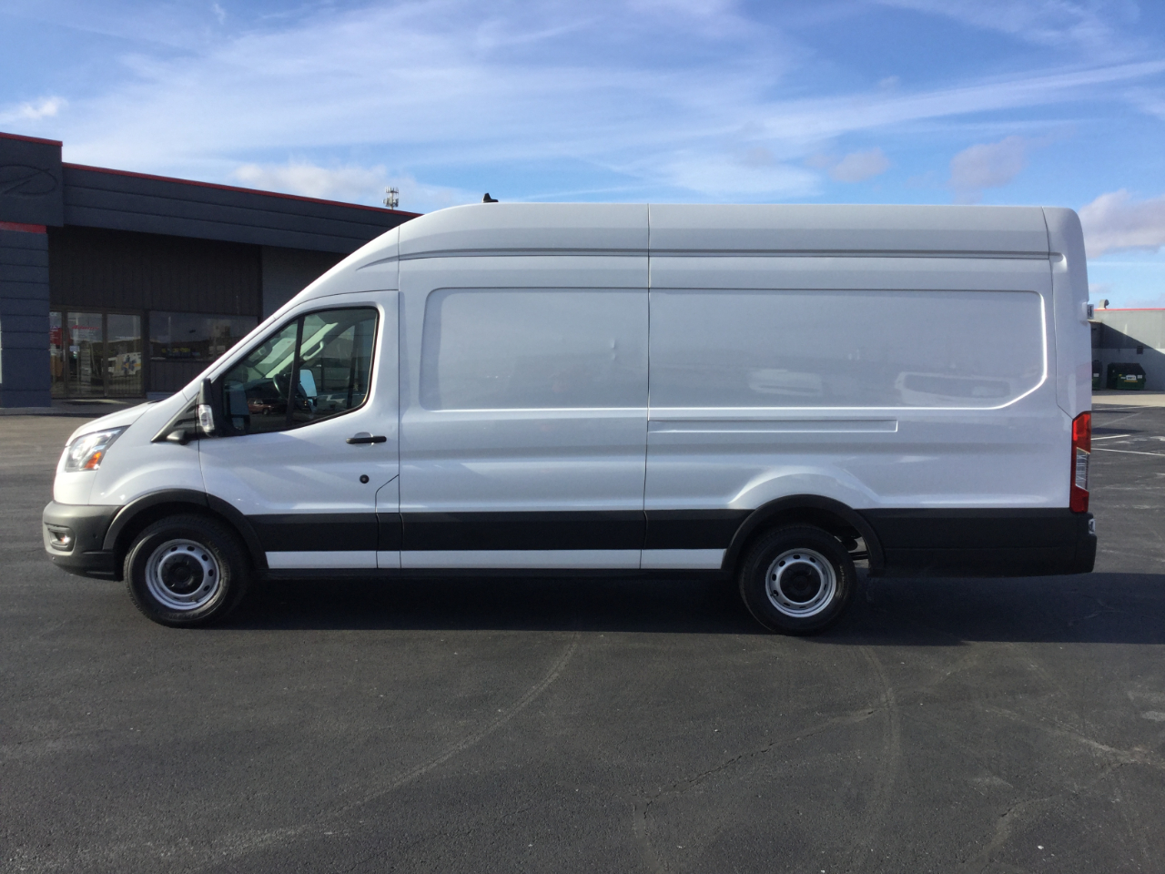 Ford Transit Cargo Van T-350 148" EL Hi Rf 9500 GVWR RWD 2022
