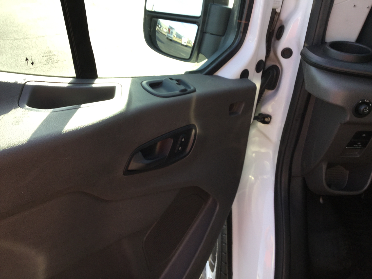 Ford Transit Cargo Van T-350 148" EL Hi Rf 9500 GVWR RWD 2022