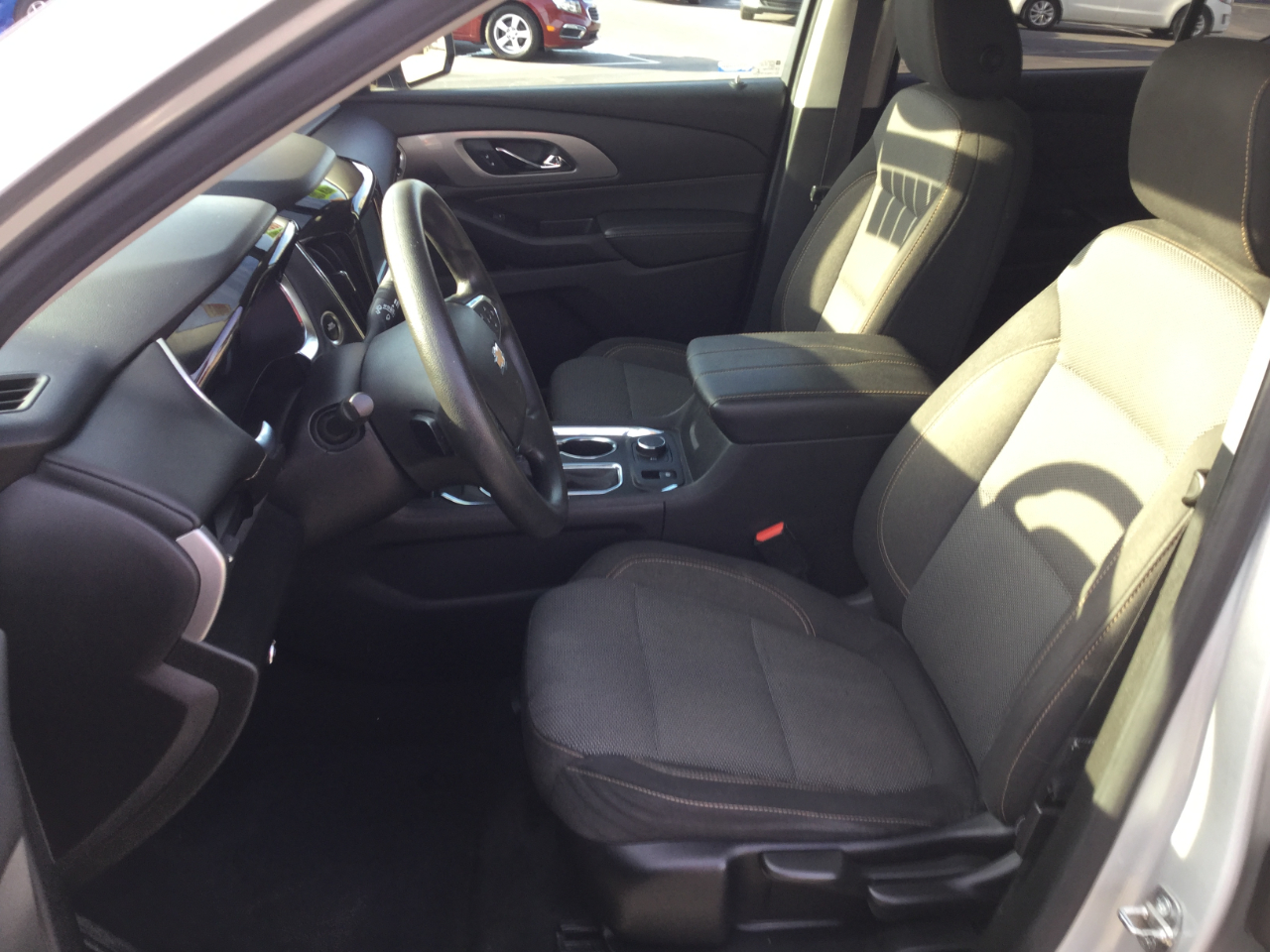 Chevrolet Traverse FWD 4dr LS w/1LS 2019