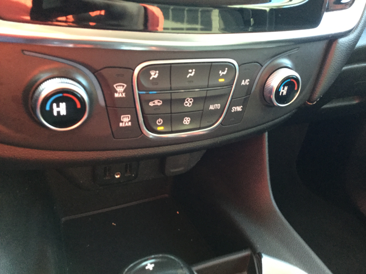 Chevrolet Traverse FWD 4dr LS w/1LS 2019