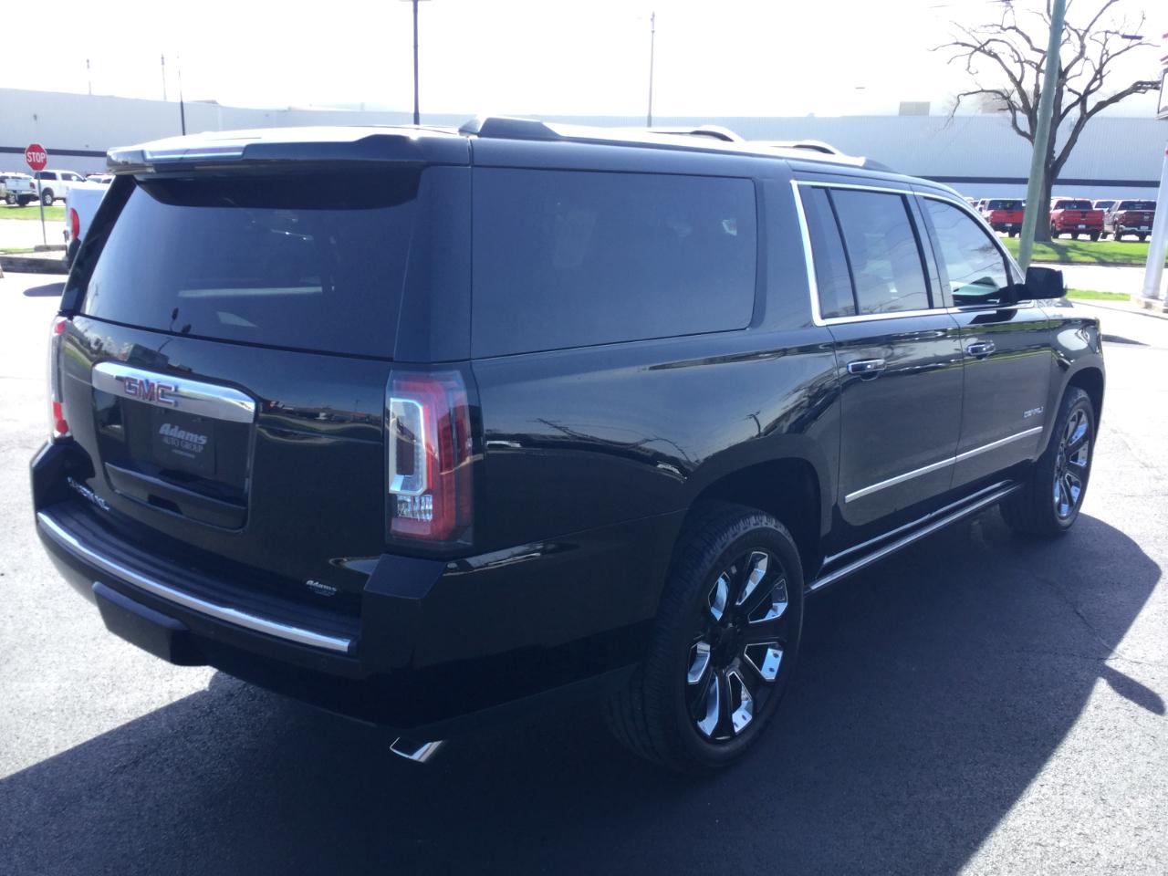 GMC Yukon XL 4WD 4dr Denali 2018