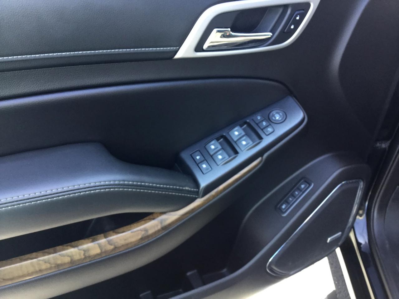 GMC Yukon XL 4WD 4dr Denali 2018