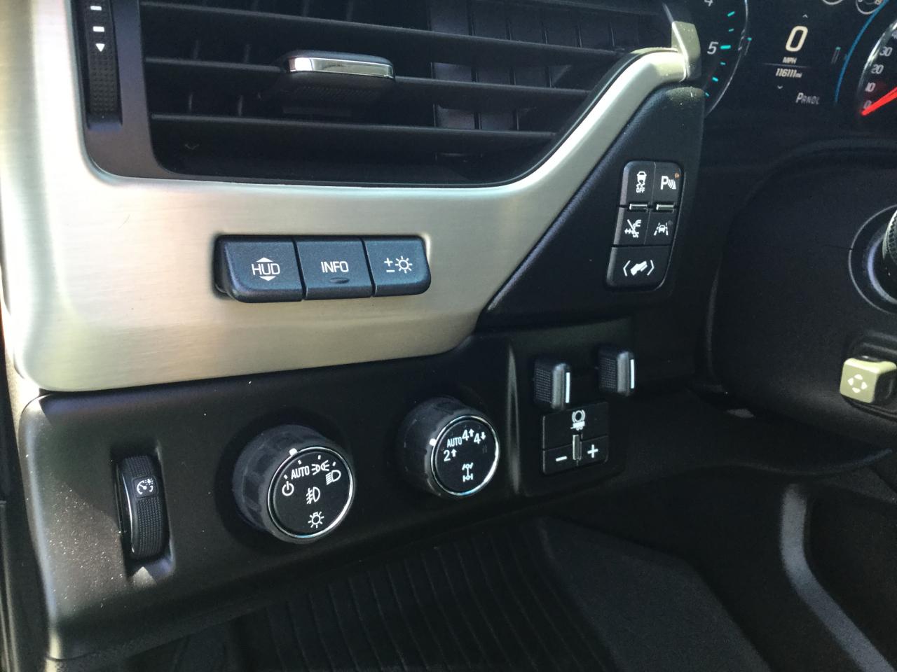 GMC Yukon XL 4WD 4dr Denali 2018