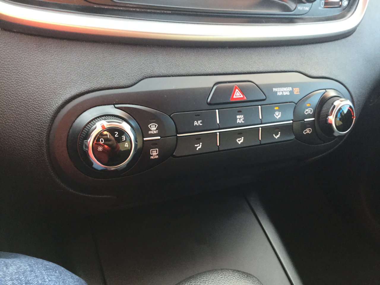 Kia Sorento L FWD 2019