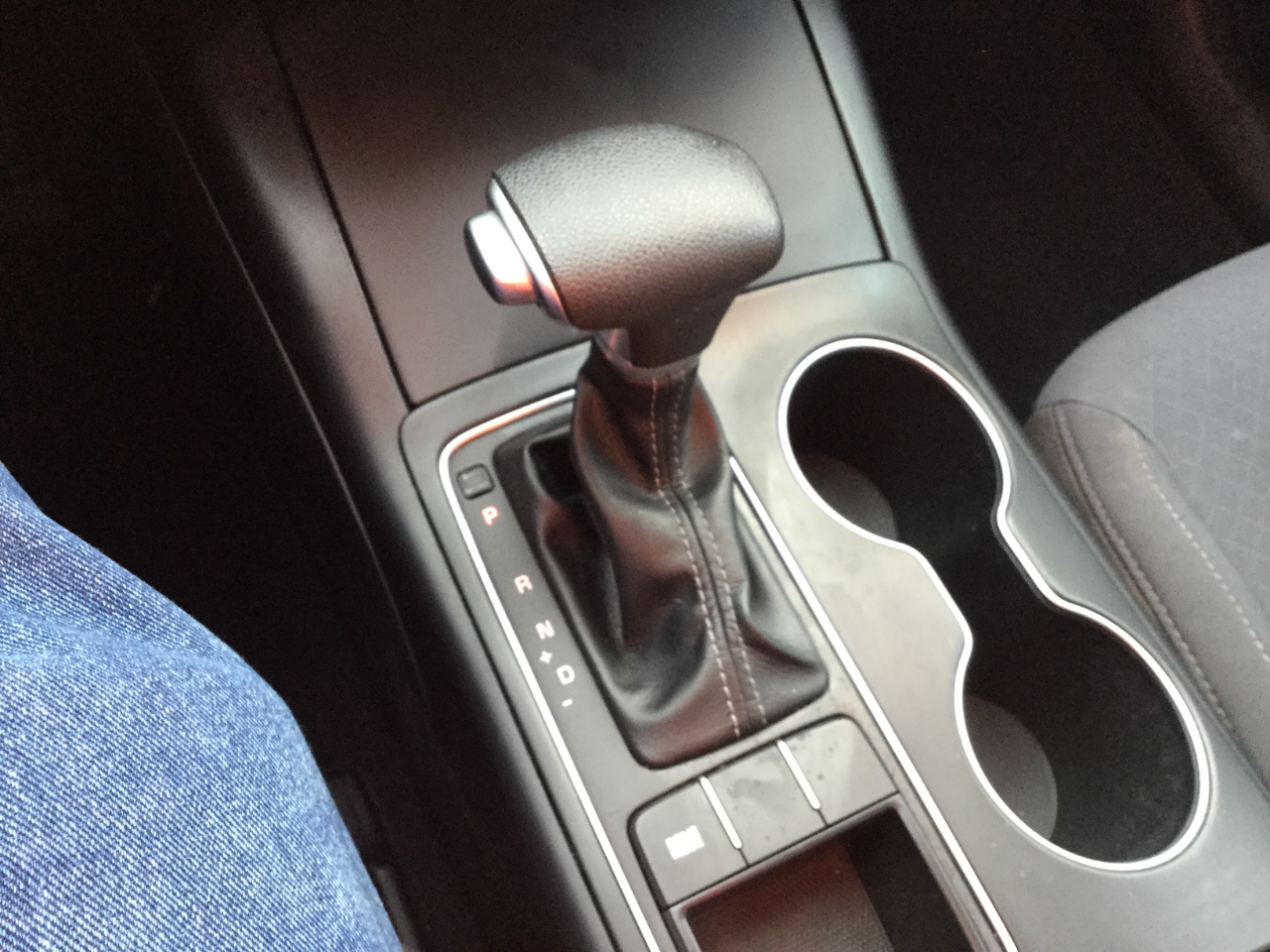 Kia Sorento L FWD 2019