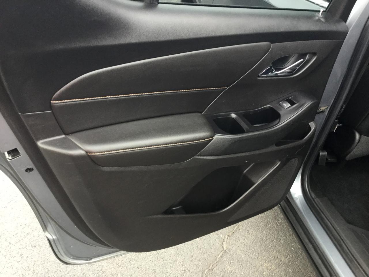 Chevrolet Traverse FWD 4dr LT Leather w/3LT 2019