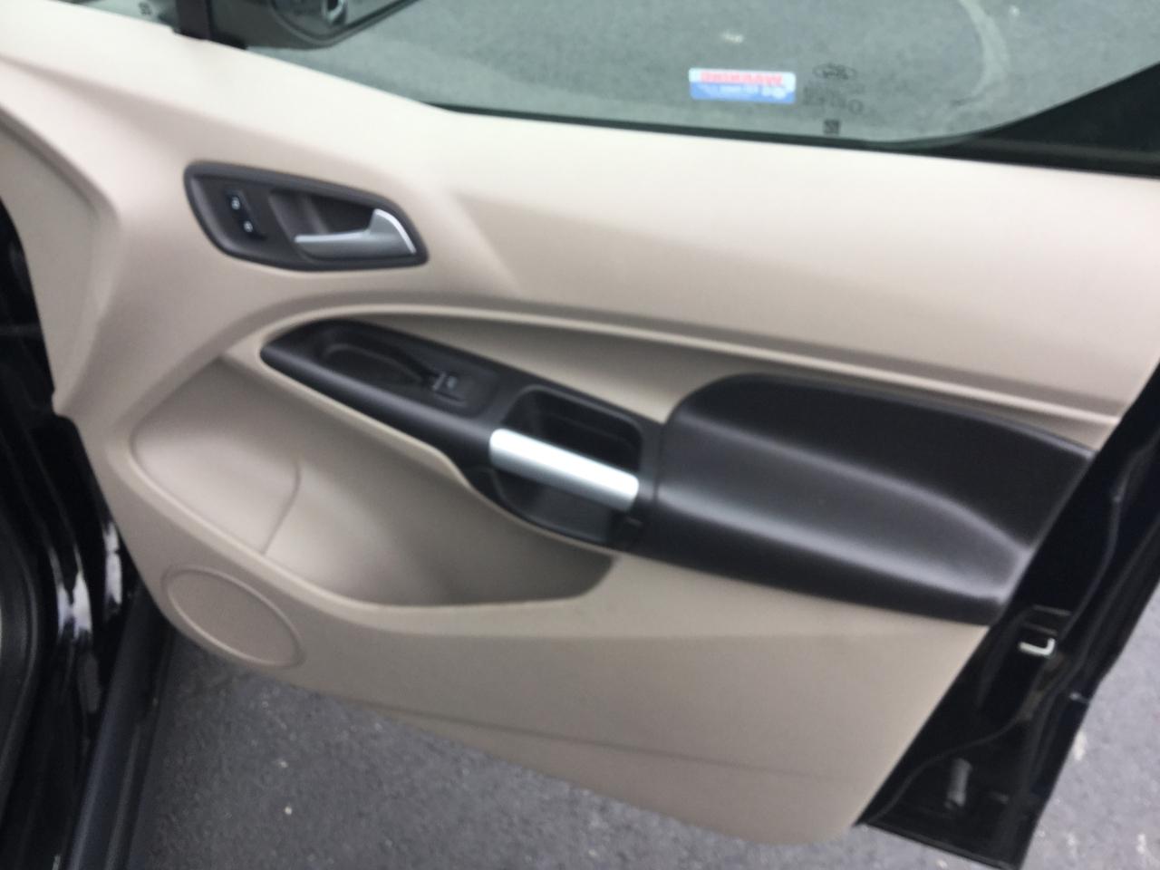 Ford Transit Connect Wagon 4dr Wgn LWB Titanium w/Rear Liftgate 2015