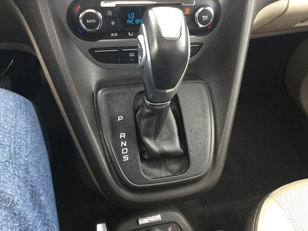 Ford Transit Connect Wagon 4dr Wgn LWB Titanium w/Rear Liftgate 2015