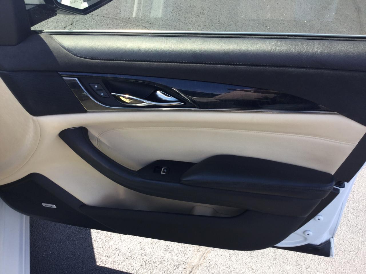 Cadillac CTS Sedan 4dr Sdn 2.0L Turbo Luxury AWD 2018