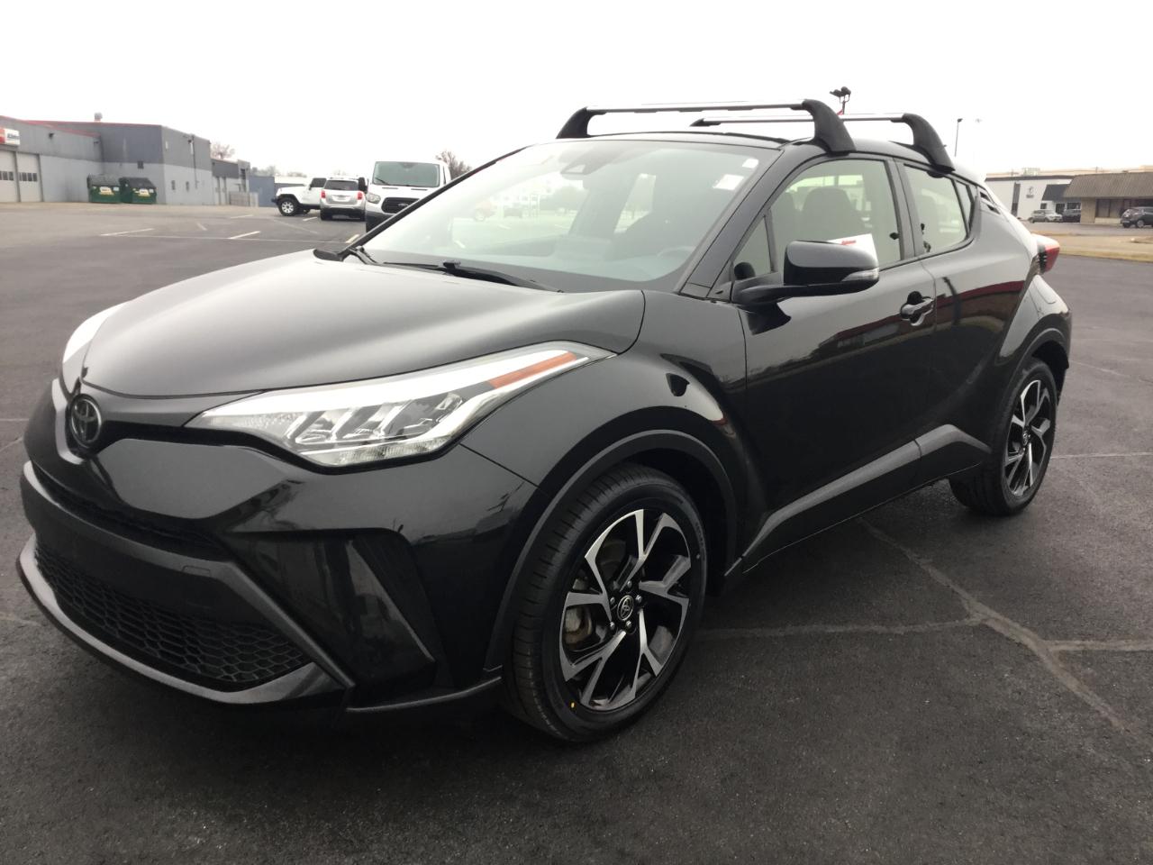 Toyota C-HR LE FWD (Natl) 2021