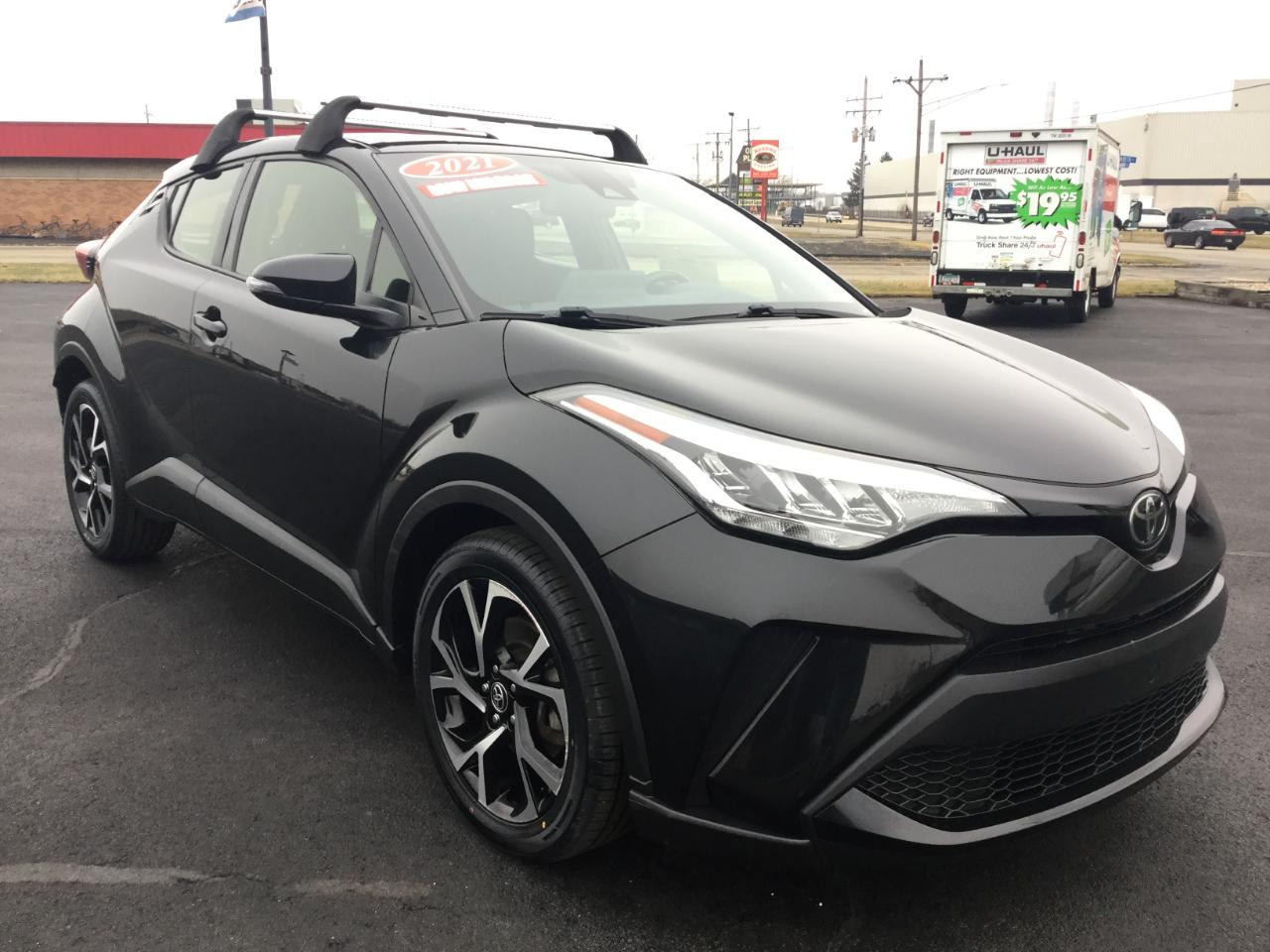 Toyota C-HR LE FWD (Natl) 2021