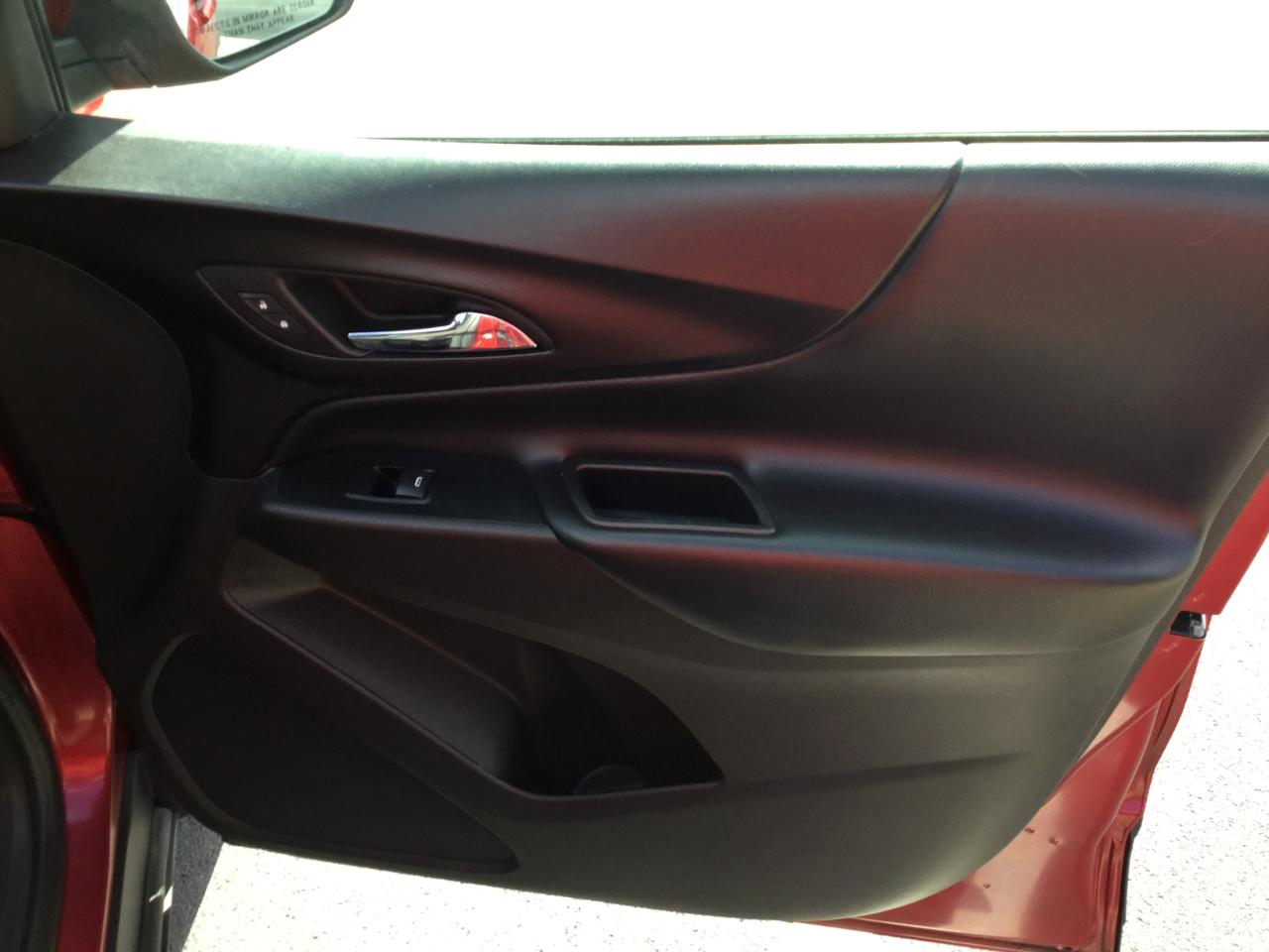 Chevrolet Equinox FWD 4dr LT w/1LT 2018