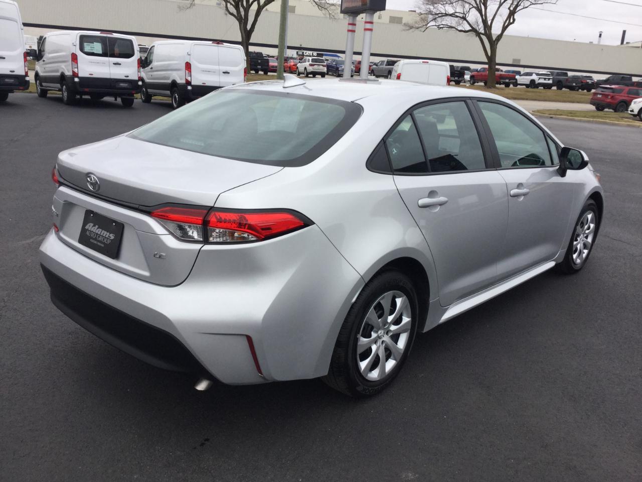 Toyota Corolla LE CVT (Natl) 2025