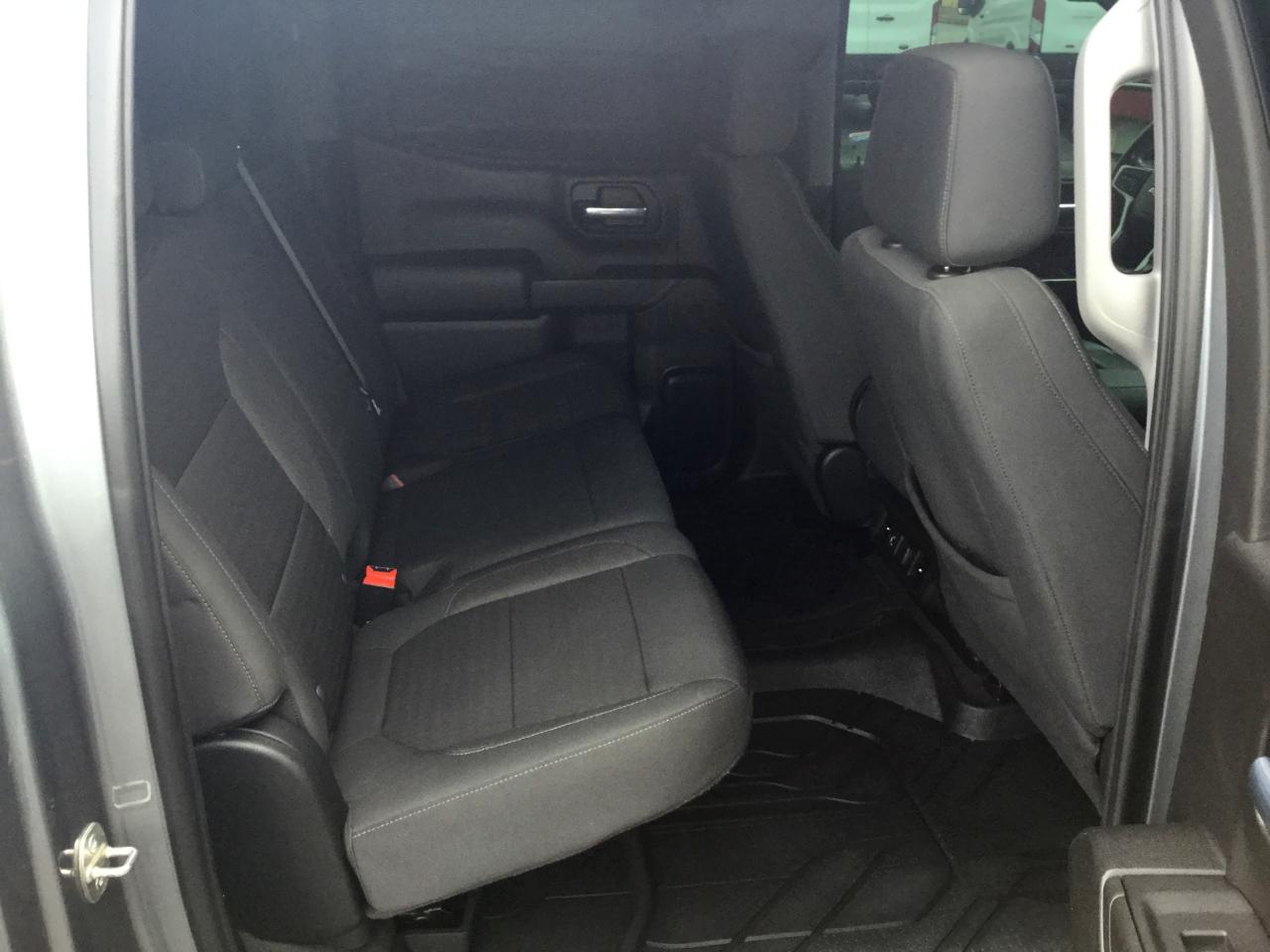 Chevrolet Silverado 1500 4WD Crew Cab 147" LT w/1LT 2021