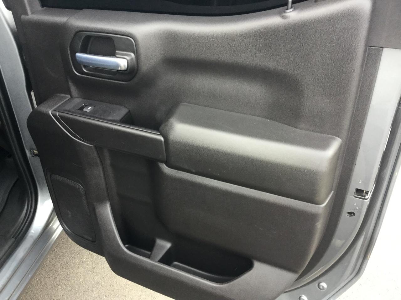 Chevrolet Silverado 1500 4WD Crew Cab 147" LT w/1LT 2021