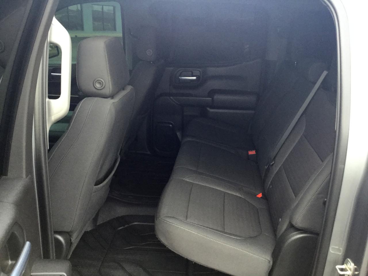 Chevrolet Silverado 1500 4WD Crew Cab 147" LT w/1LT 2021