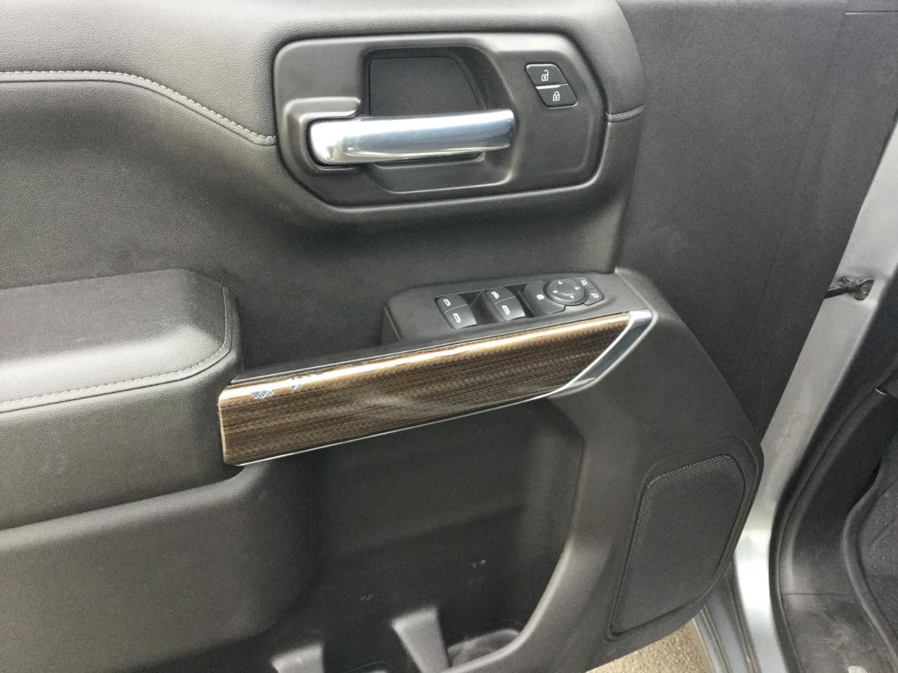 Chevrolet Silverado 1500 4WD Crew Cab 147" LT w/1LT 2021