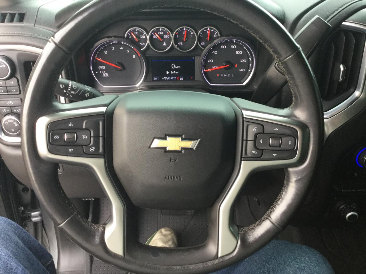 Chevrolet Silverado 1500 4WD Crew Cab 147" LT w/1LT 2021