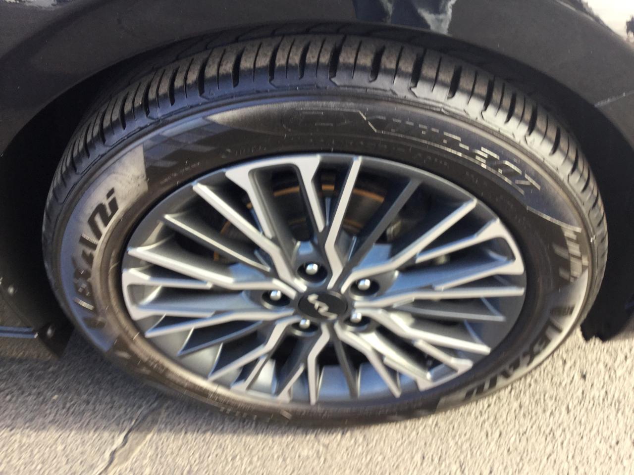 Kia Forte GT-Line IVT 2023