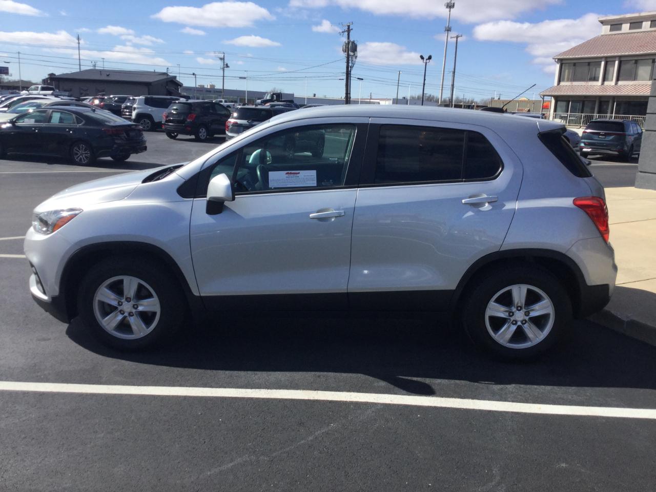 Chevrolet Trax FWD 4dr LS 2020