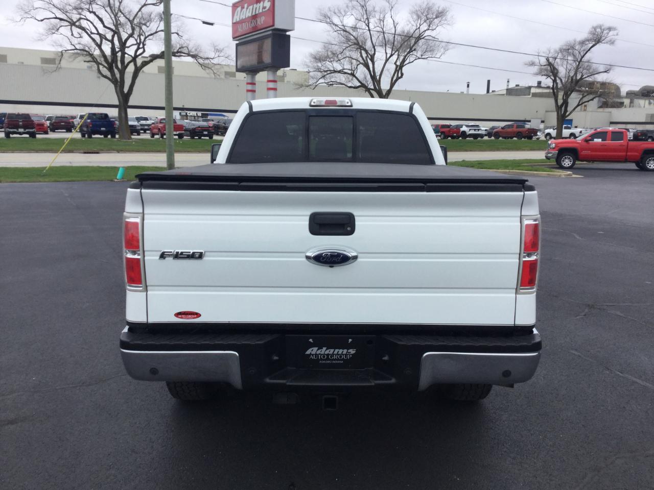 Ford F-150 4WD SuperCrew 157" XLT w/HD Payload Pkg 2012