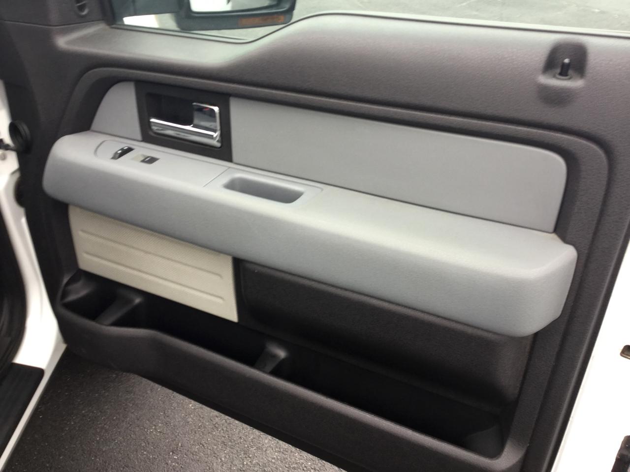 Ford F-150 4WD SuperCrew 157" XLT w/HD Payload Pkg 2012