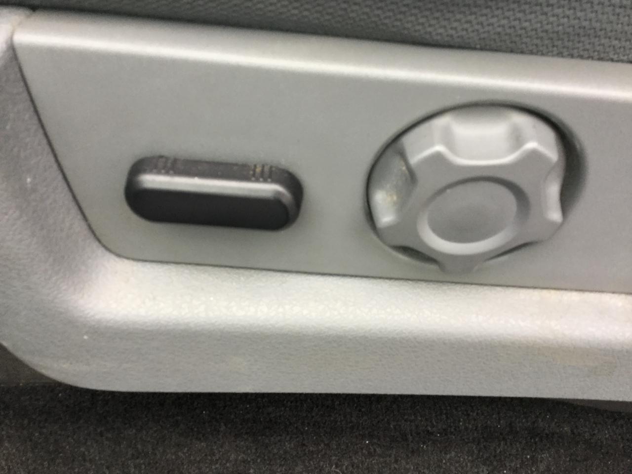 Ford F-150 4WD SuperCrew 157" XLT w/HD Payload Pkg 2012