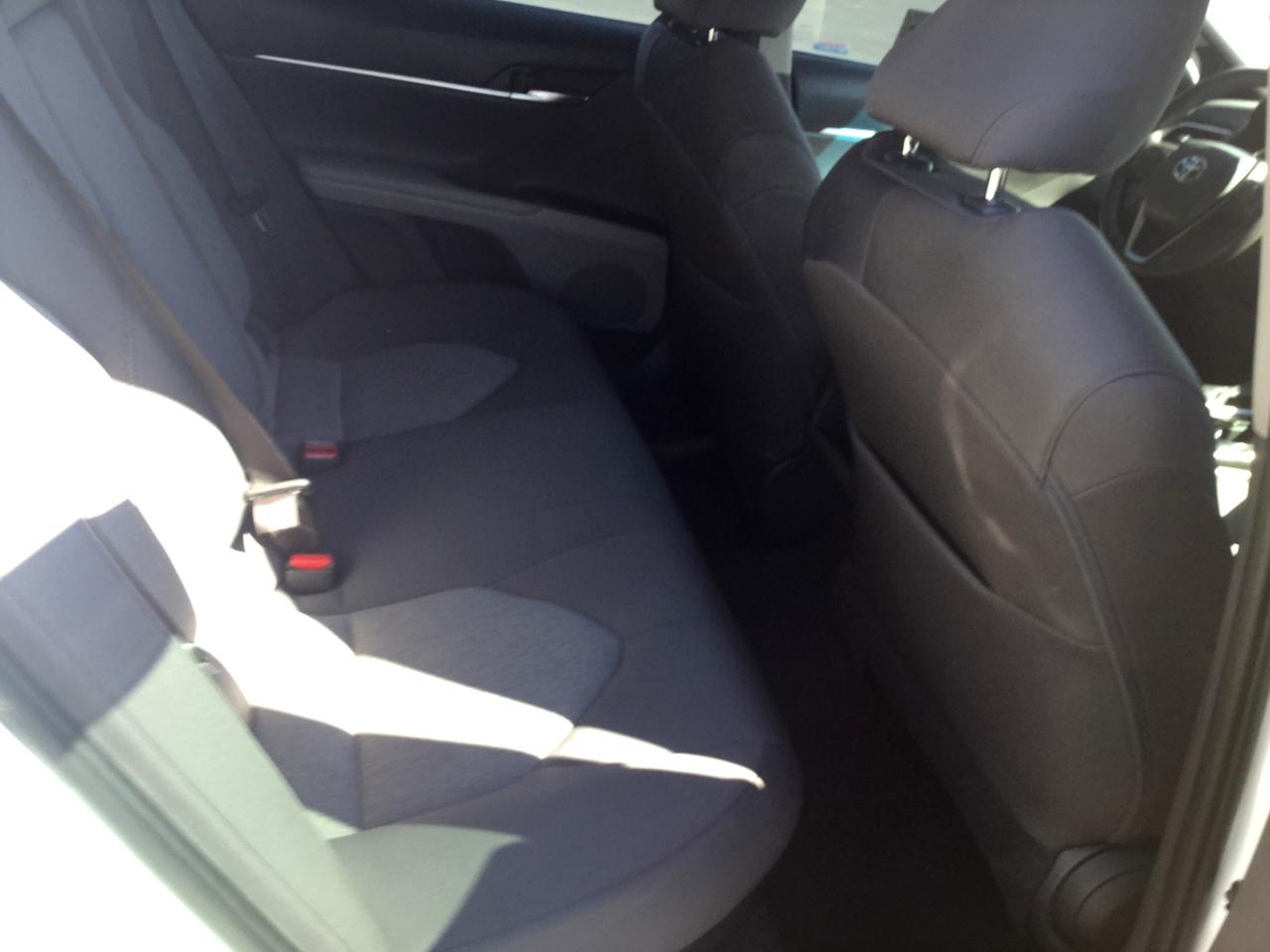 Toyota Camry Hybrid LE CVT (Natl) 2018