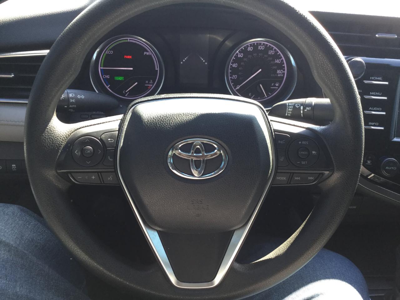 Toyota Camry Hybrid LE CVT (Natl) 2018