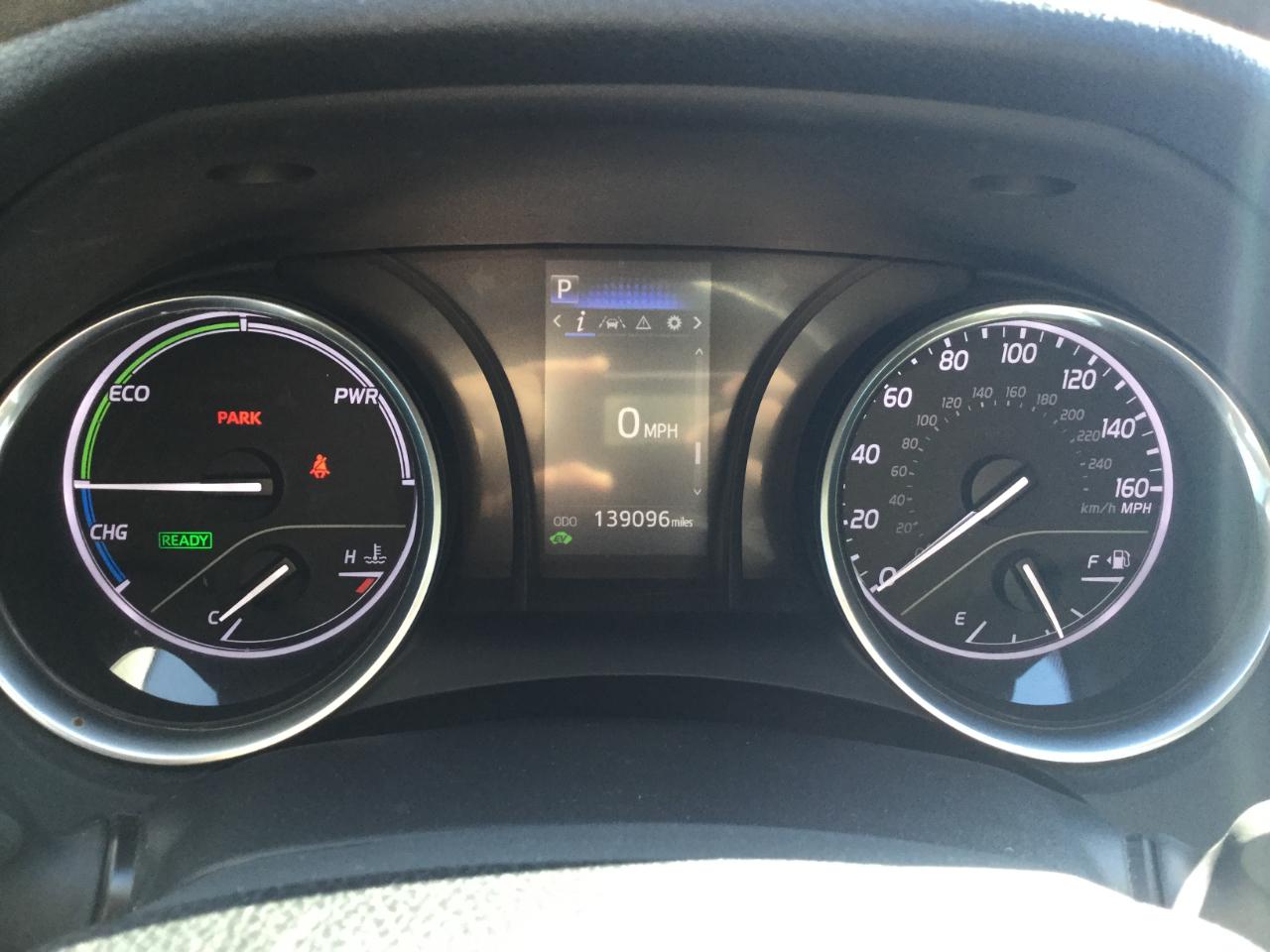 Toyota Camry Hybrid LE CVT (Natl) 2018