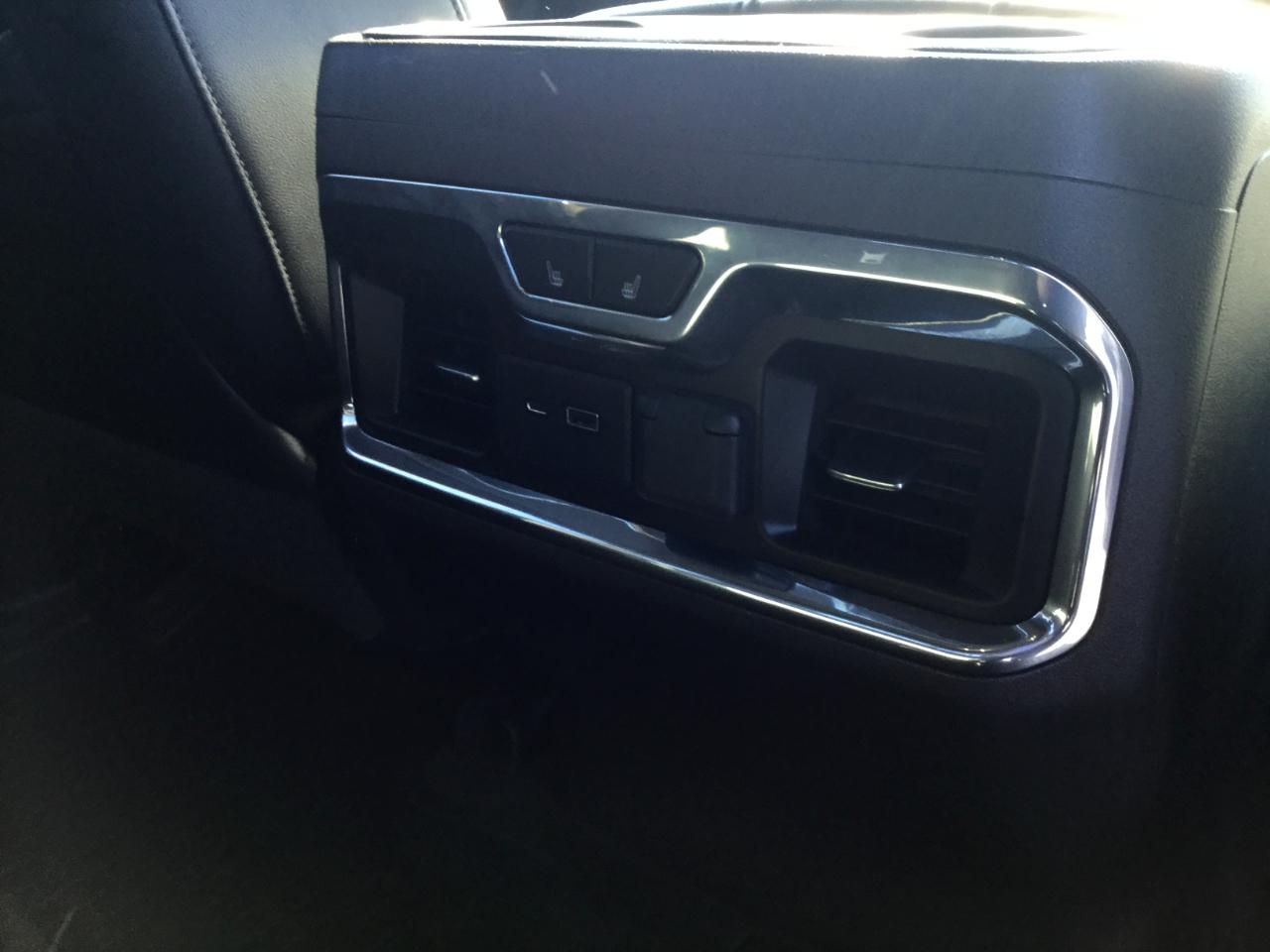 Chevrolet Silverado 1500 4WD Crew Cab 147" LTZ 2020