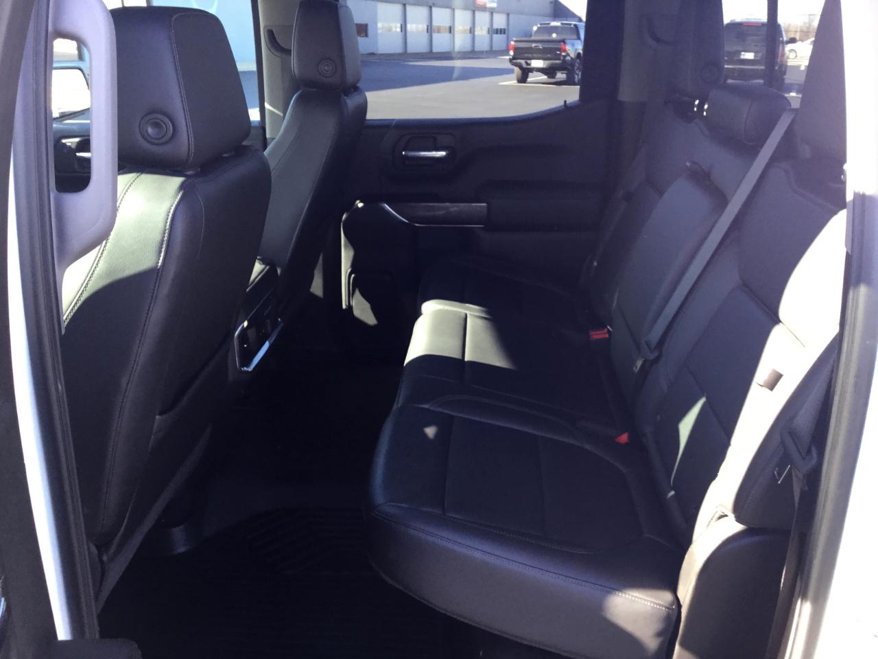 Chevrolet Silverado 1500 4WD Crew Cab 147" LTZ 2020