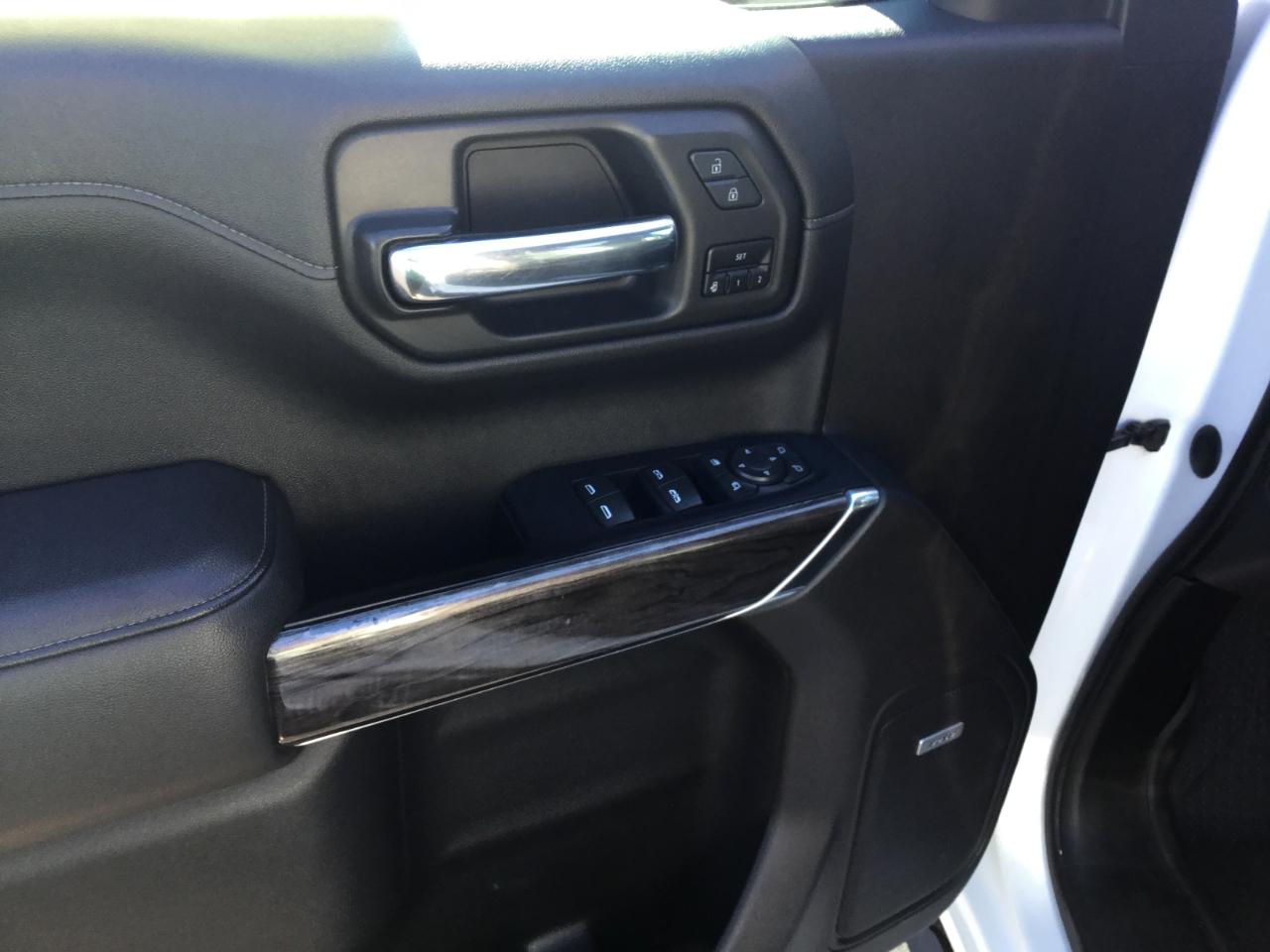 Chevrolet Silverado 1500 4WD Crew Cab 147" LTZ 2020