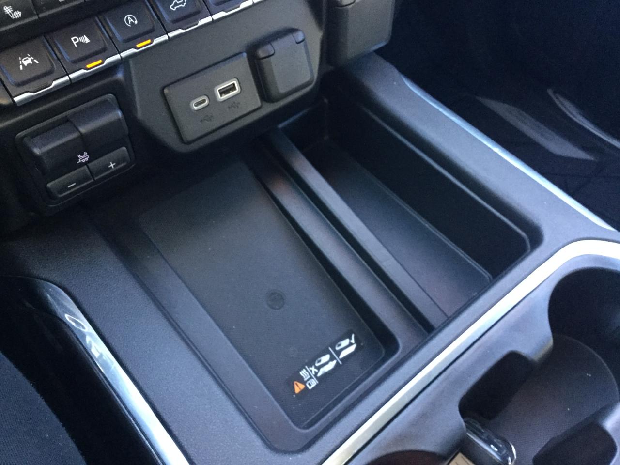 Chevrolet Silverado 1500 4WD Crew Cab 147" LTZ 2020