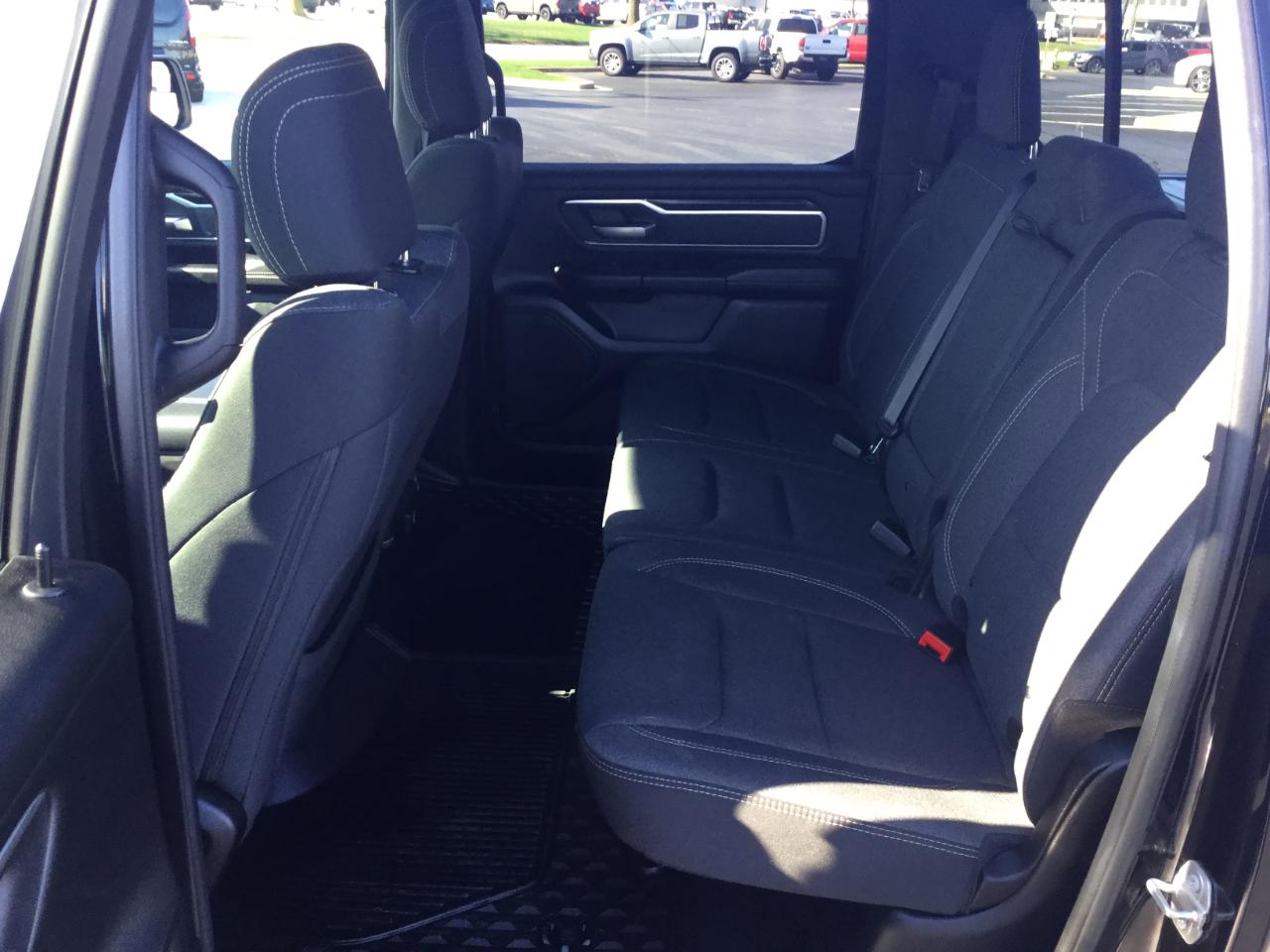 RAM 1500 Big Horn/Lone Star 4x4 Crew Cab 5'7" Box 2019